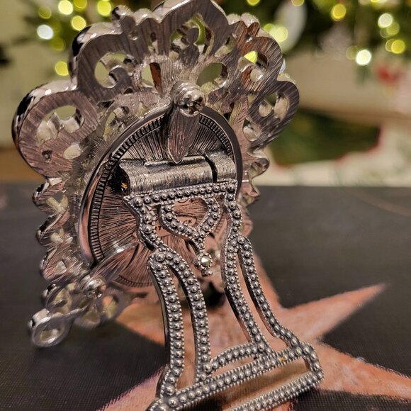 Judith Jack Miniature Oval Picture Frame - Picture 2 of 2